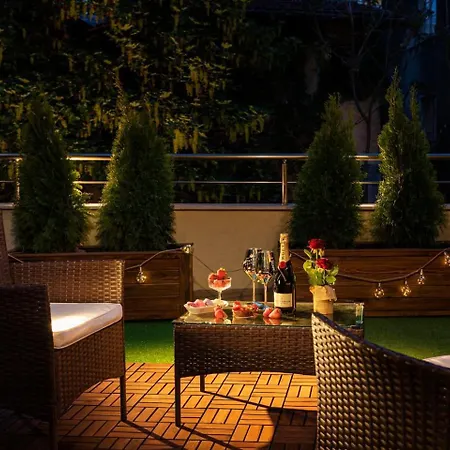 Free Parking On Premises Huge Terrace בית נופש *